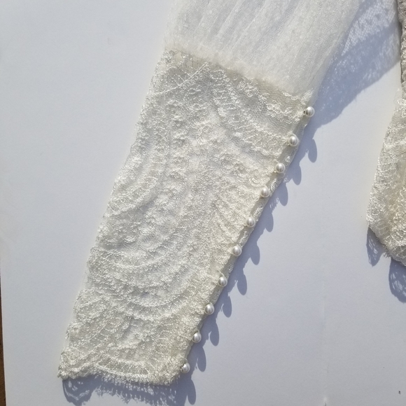 Watters Mai Lace Long Sleeve Wedding Dress Topper - Picture 7 of 16